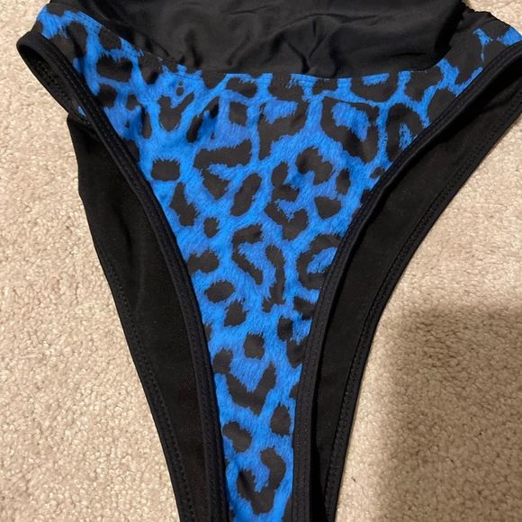 Women’s Leopard Patchwork Women's Swimwear One Piece size Small - Picture 9 of 9